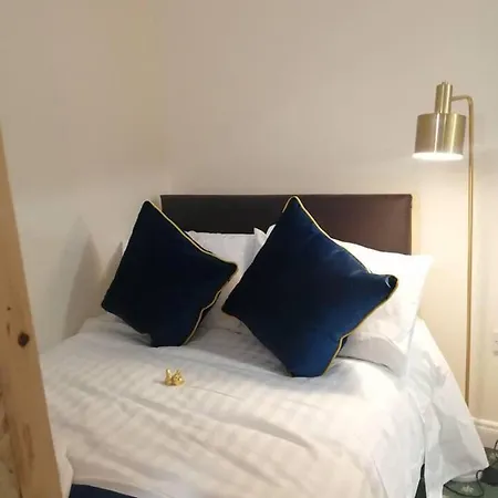 Apartament Charming 1-bed In Cork